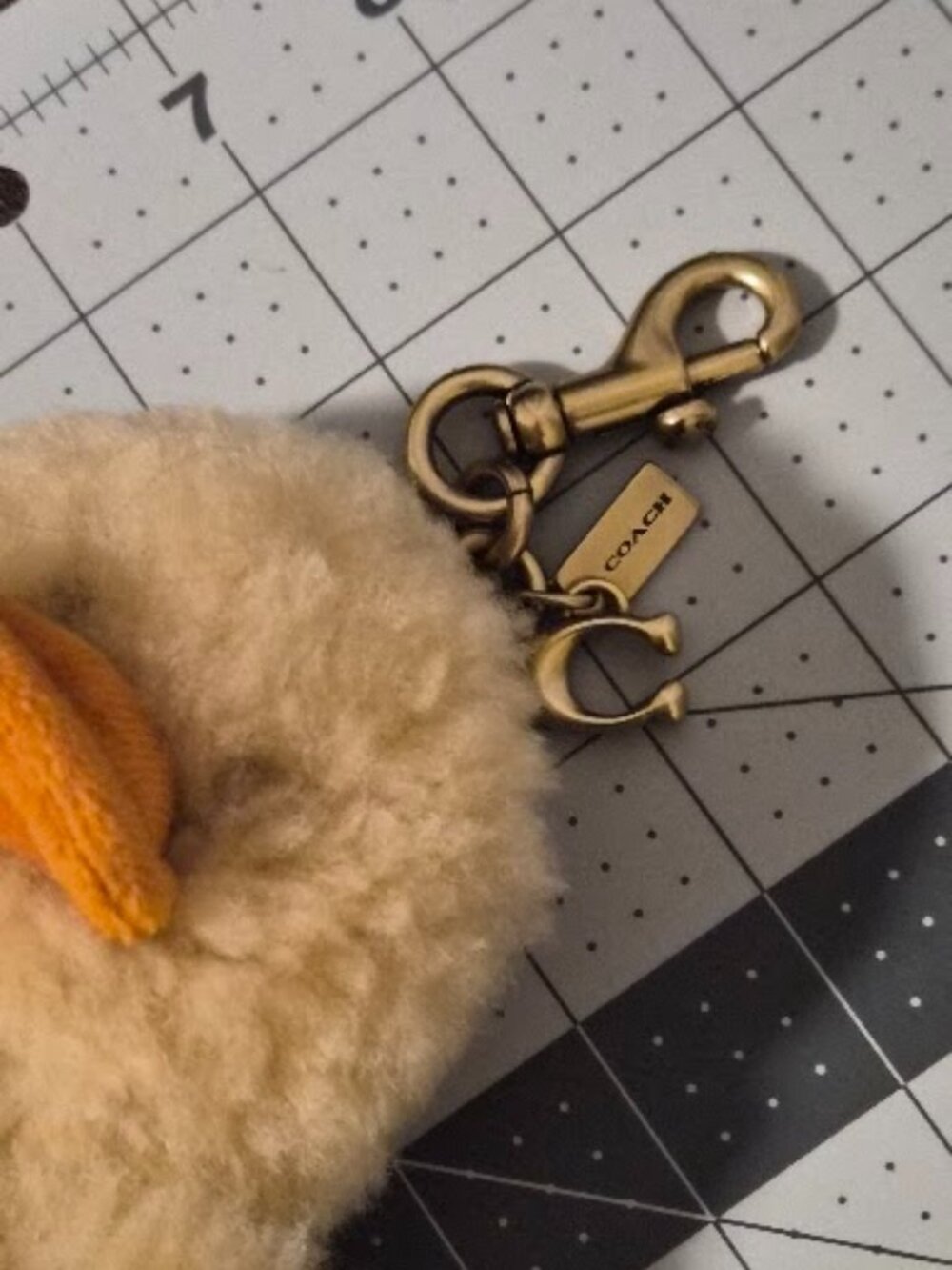 Coach Ducky Bag Charm In Shearling - CER40 - Picture 4 of 9